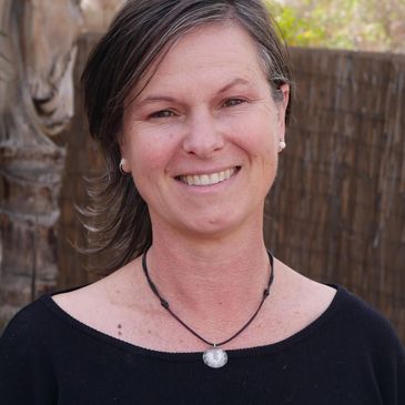 Allison Scott headshot
